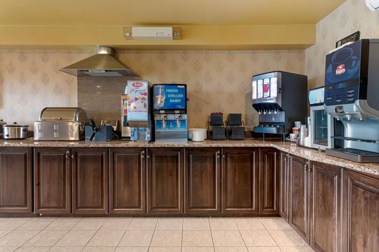 Best Western Plus Grand-Sault Hotel & Suites Bagian luar foto