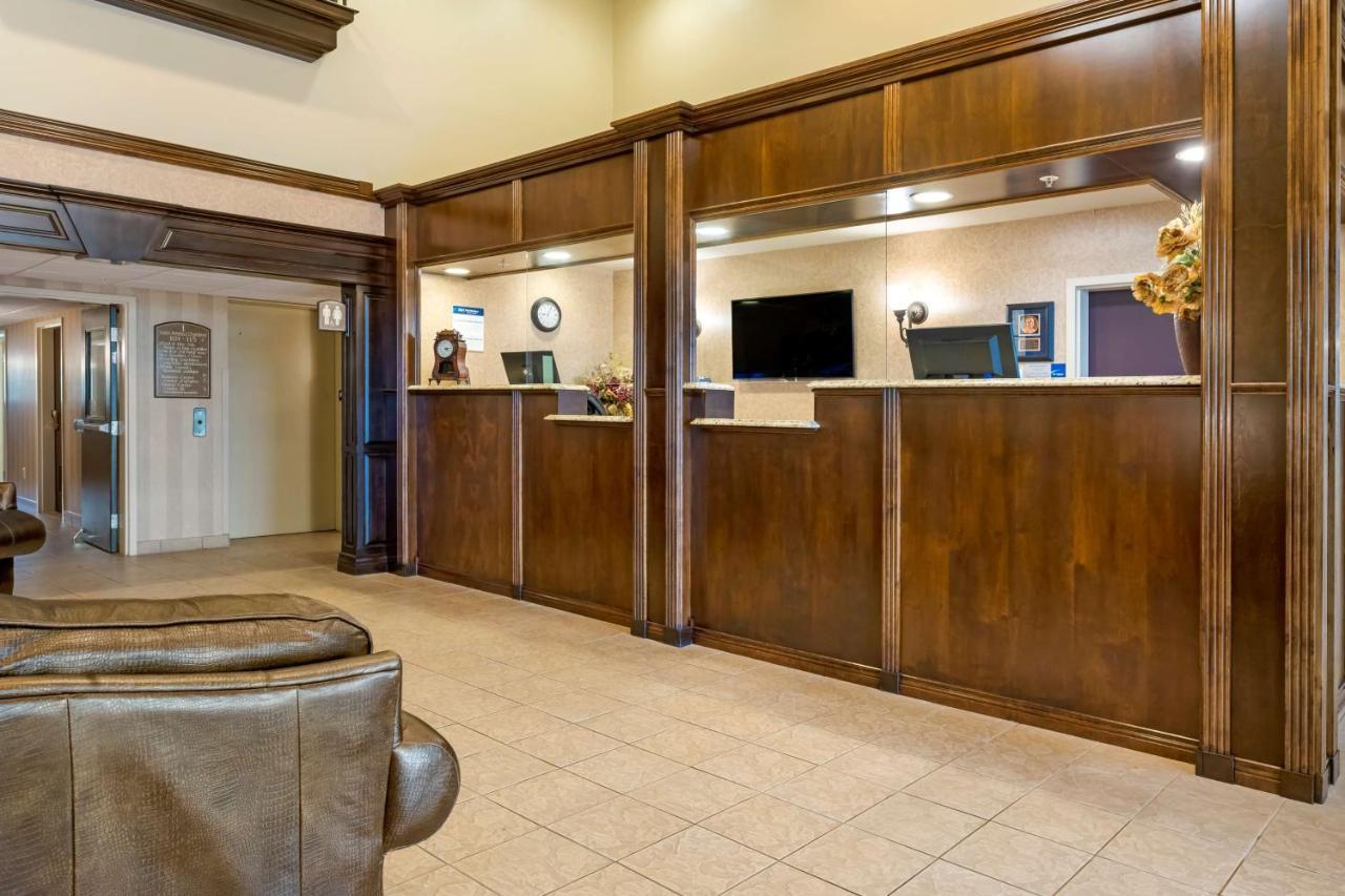 Best Western Plus Grand-Sault Hotel & Suites Bagian luar foto