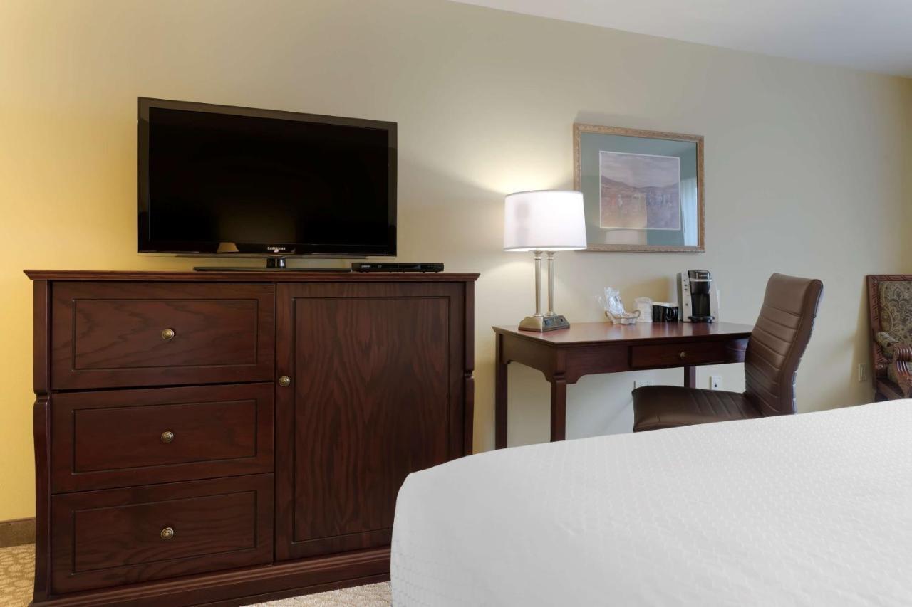 Best Western Plus Grand-Sault Hotel & Suites Bagian luar foto