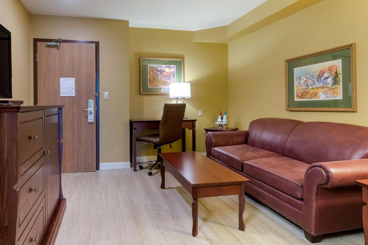 Best Western Plus Grand-Sault Hotel & Suites Bagian luar foto