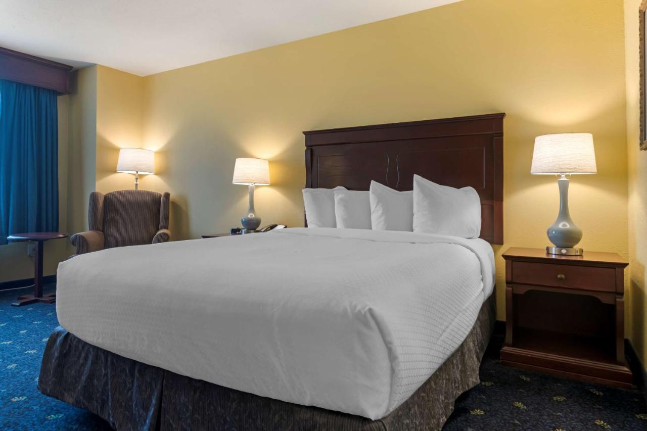 Best Western Plus Grand-Sault Hotel & Suites Bagian luar foto