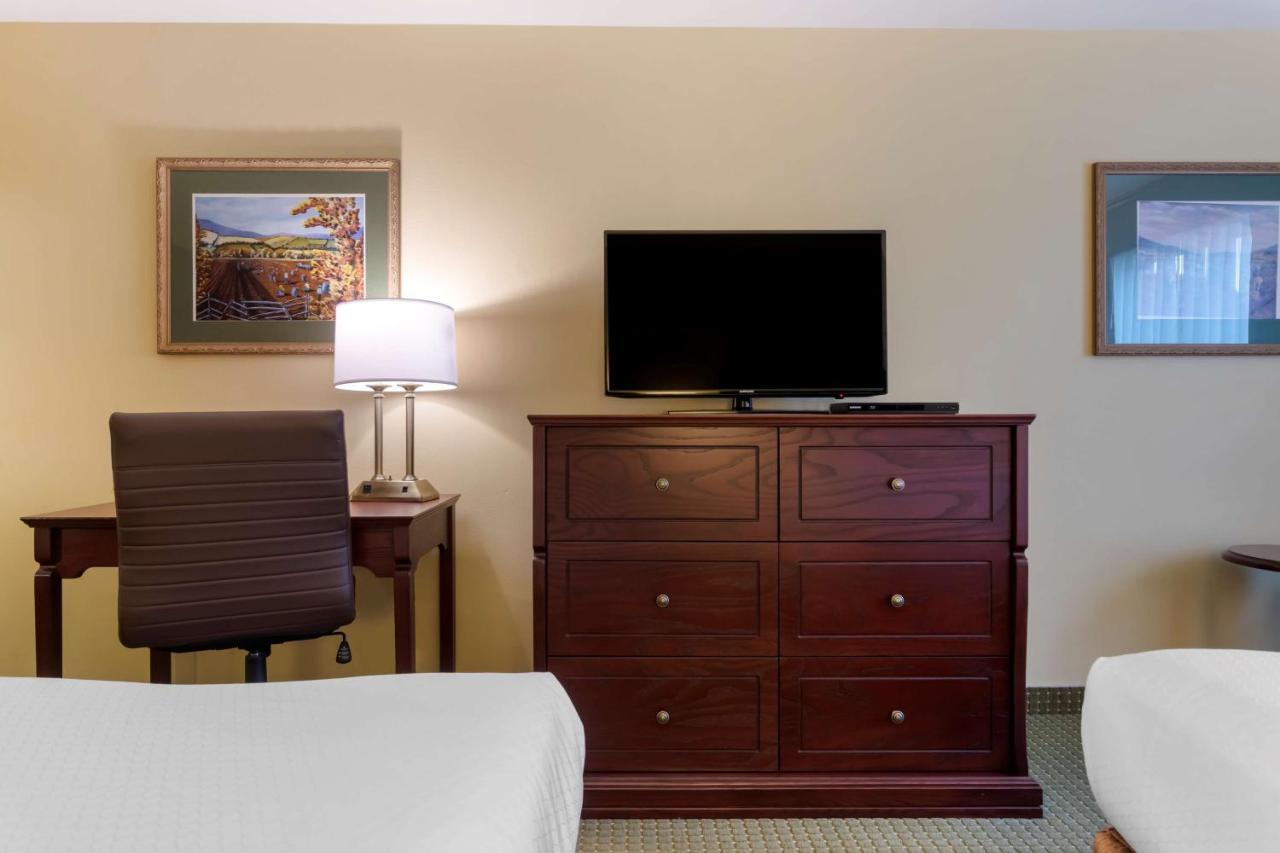 Best Western Plus Grand-Sault Hotel & Suites Bagian luar foto