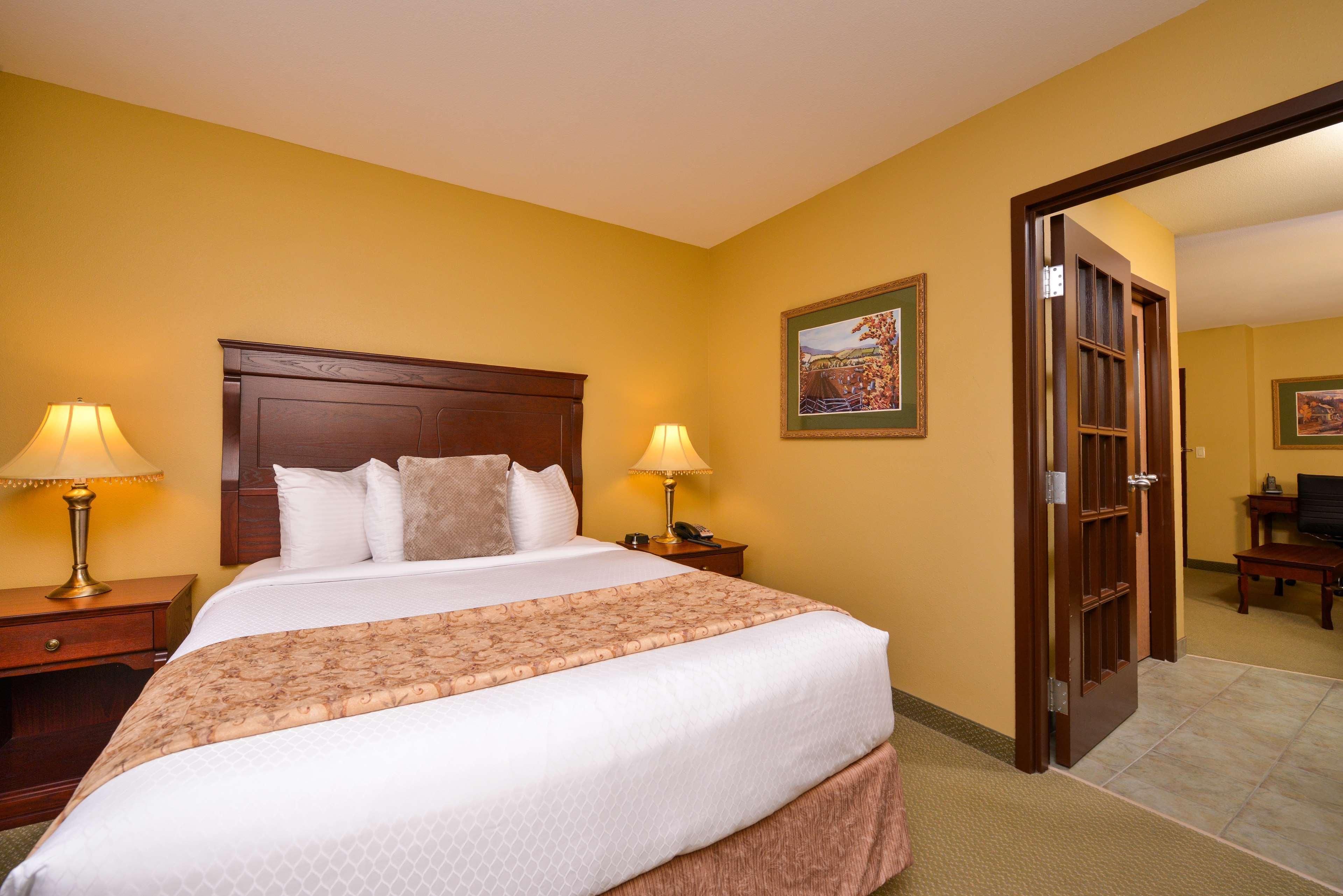Best Western Plus Grand-Sault Hotel & Suites Bagian luar foto