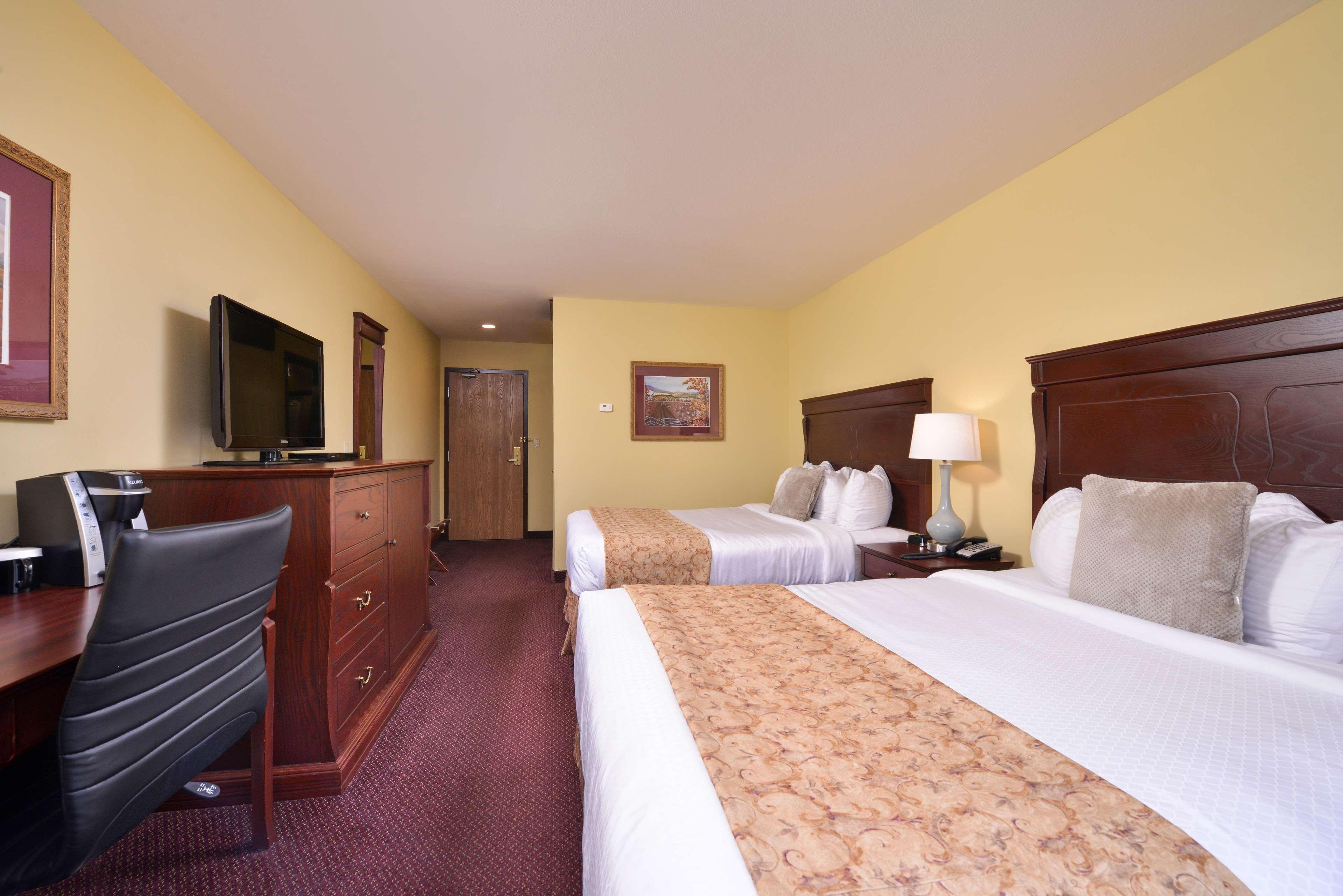 Best Western Plus Grand-Sault Hotel & Suites Bagian luar foto