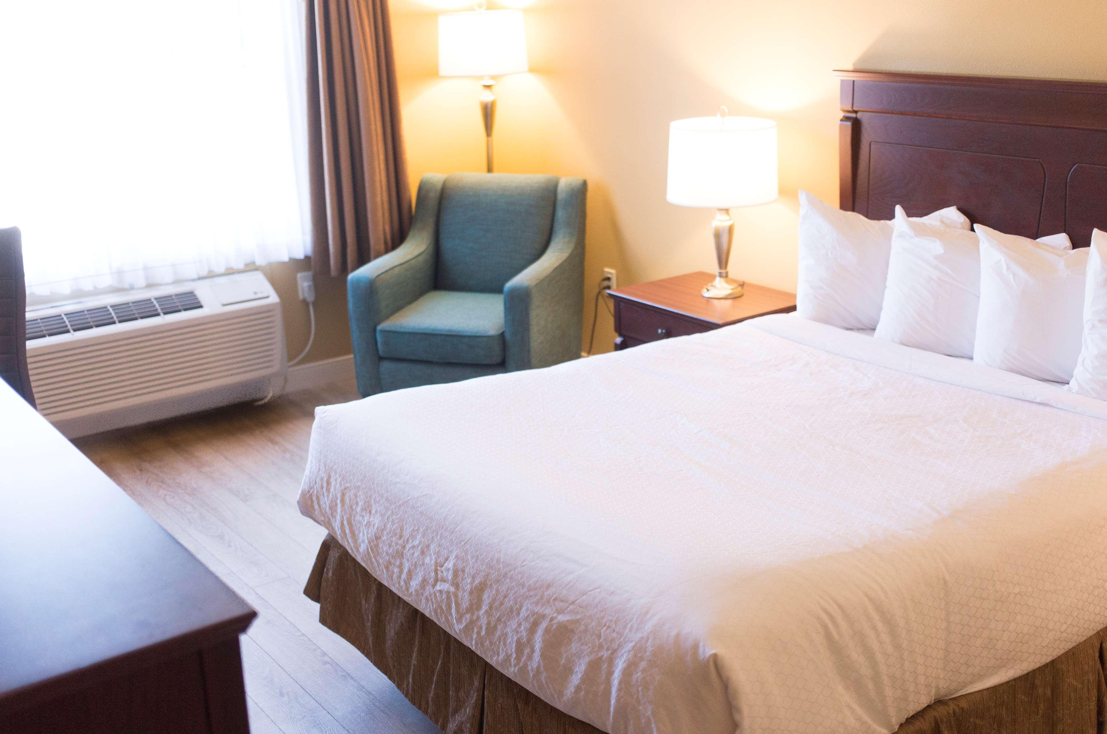 Best Western Plus Grand-Sault Hotel & Suites Bagian luar foto