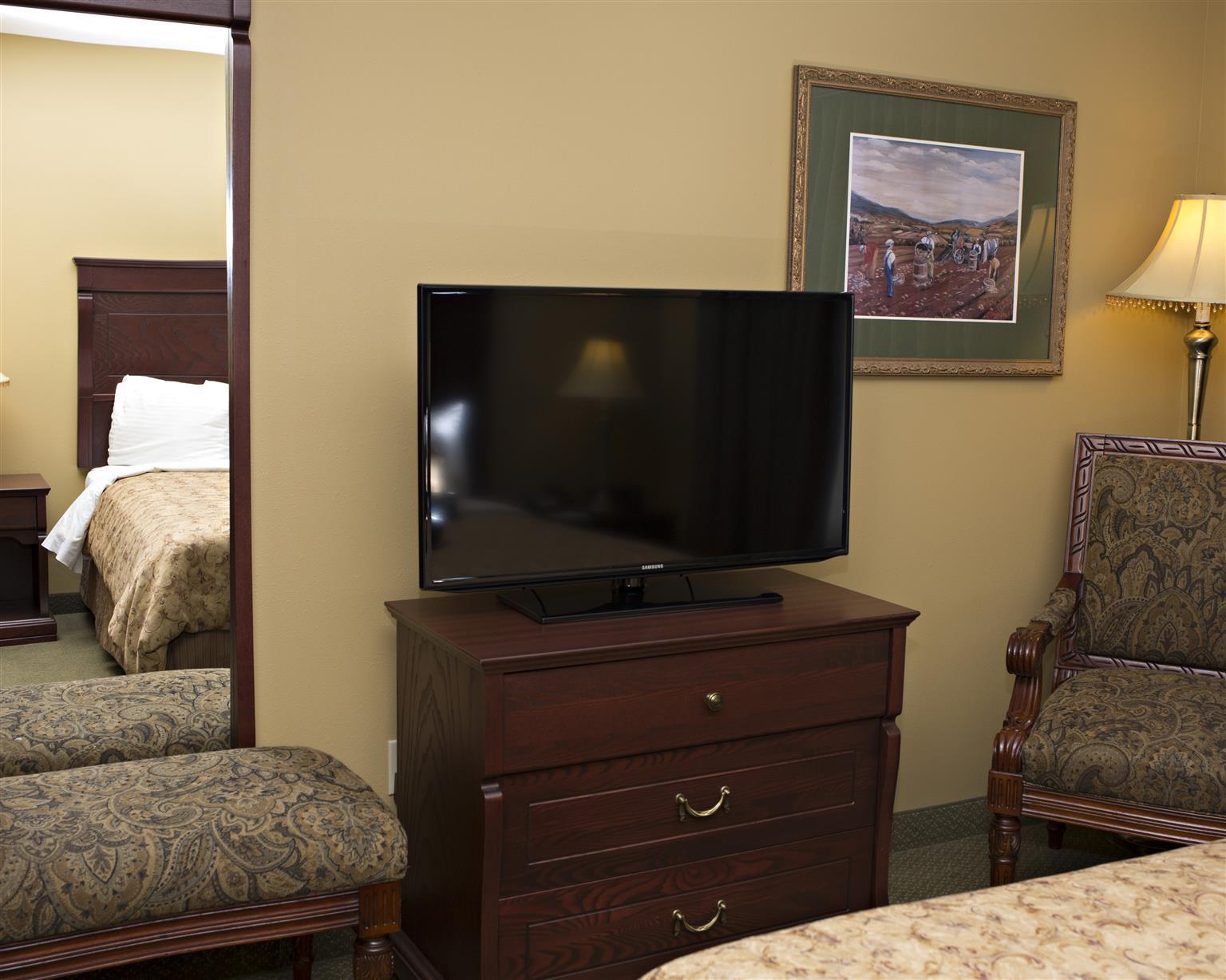 Best Western Plus Grand-Sault Hotel & Suites Bagian luar foto